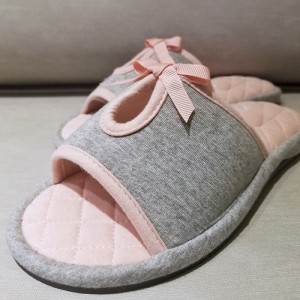 Quilted Keyhole Slides