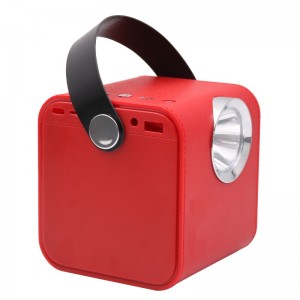 FB-BS5060 Wooden Bluetooth højttaler med LED Torch