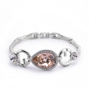 Det østrigske krystal hjerteformet armbånd