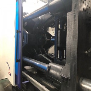 160 tons brugte injektionsstøbemaskine