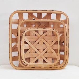 Dekorativ blomsterkurv