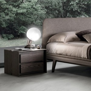 Skandinavisk antik stil i høj kvalitet træ