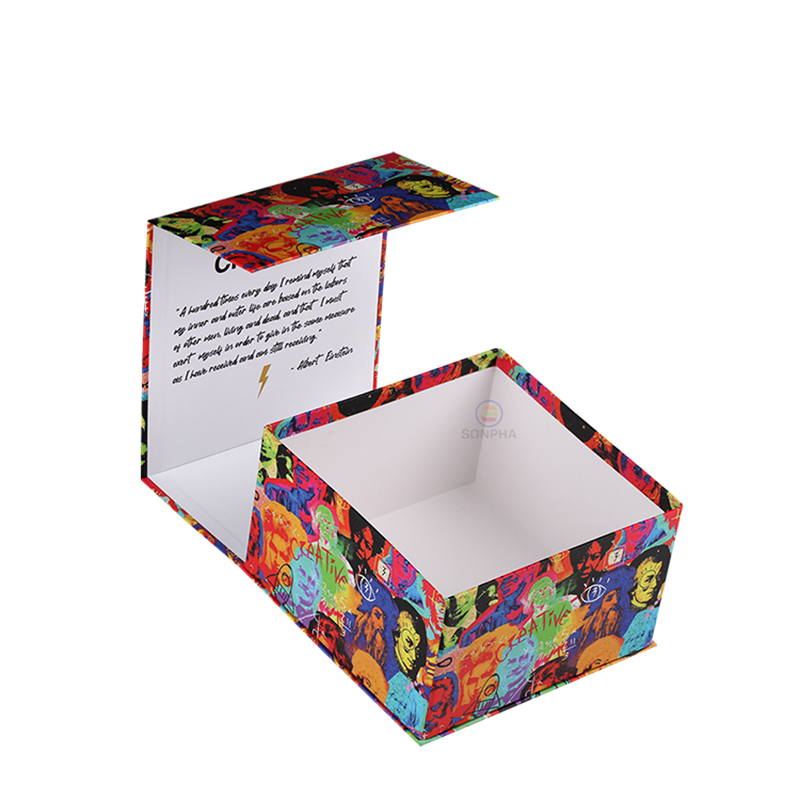 Genanvendt papir almindelig sæbe emballage boks