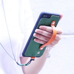 Det er velegnet til iPhone 8 mobiltelefon beskyttende læderetui. Det er lavet af top kalveskind. Lædertasken er designet med en håndrem. Den importerede tpu + pc to i en blød gummi sag er anti fald og anti ridse