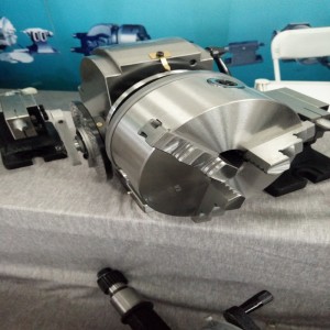 Lodret og horisontai -urskive universel skillelinje