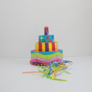 Nye design farverig dekorationspapir pinata til bryllup