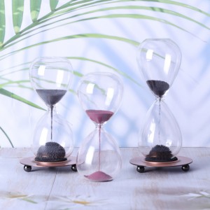 Engros kreativ desktop dekoration magnetisk sand timer gave rund metalbase magnetisk timeglas