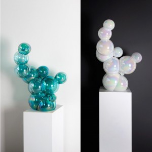 Hvid firkantet skulpturbase