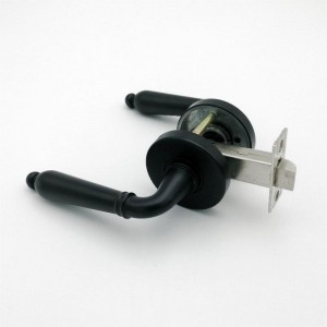 R7133 Matt Black Zink Alloy Door Lever Handle til passage Døre