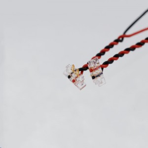 Behandling og tilpasning 1.27 Afstand Crystal Head Pierces Horn Battery Elektronisk terminaltråd Elco8005 Micro Motor -kabel