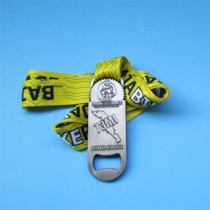 Brugerdefineret medaljon vedhæng metalmedalje med flaskeåbner