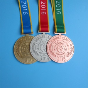 Custom Logo Award Medals med båndbelagt guld sølvbronze cykling, der kører maraton metal sportsmetalmedaljer