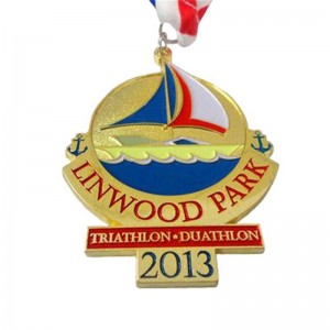 Modedesign 3D Metal Sports Medal and Trophies Custom Duathlon Triathlon Running Gold Award Medal med bånd