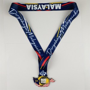 Gold Silver Bronze Belated Medal the Perfect Gift Guide til Holiday Corporate Event Awards