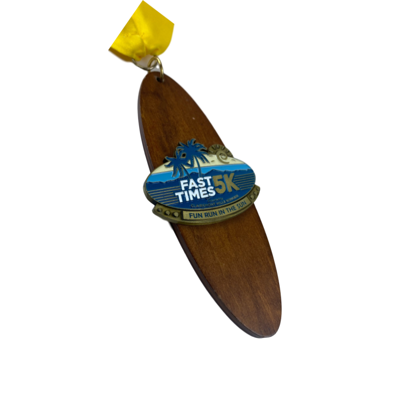 Gag Factory Medals Custom Wood Medal Holder Træmaratonmedalje med lasergravelogo