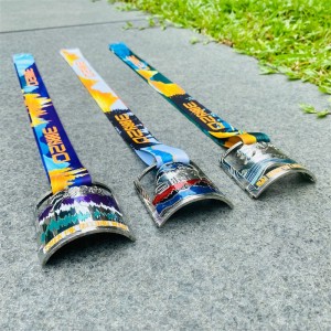 Brugerdefineret udskåret metal indgraveret billig sport emalje medalje 3D Gold Metal Award UV Print Medals