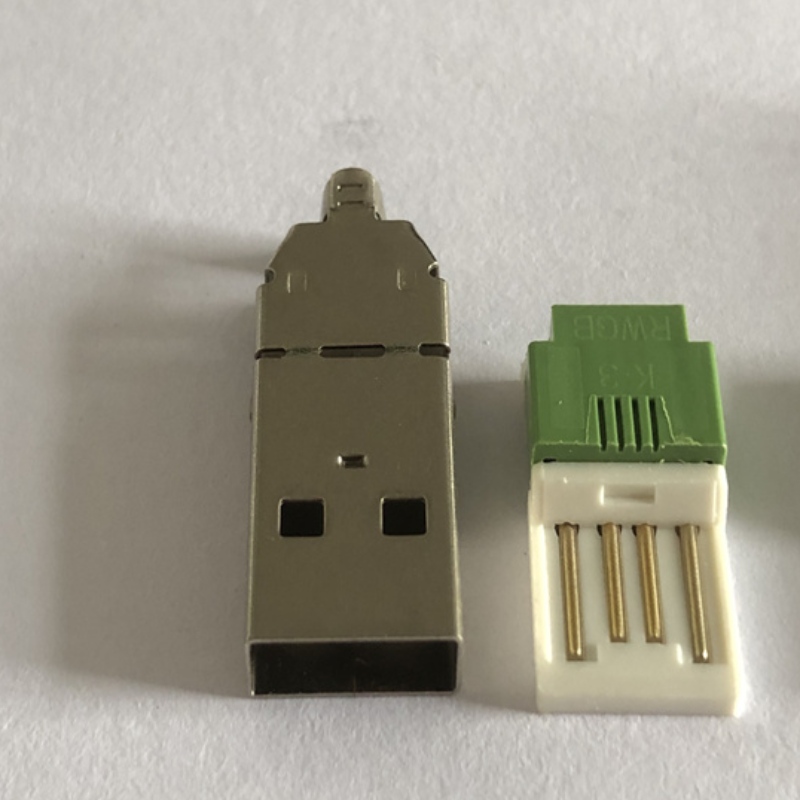 Nikkelbelagt USB Type A Tail Socket 3-i-1 PC DIY-adapter.