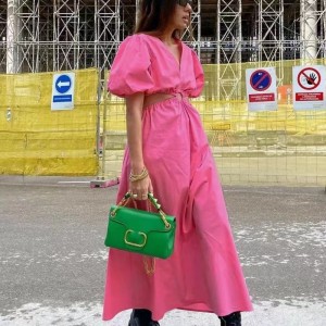 Sexet V-hals lanterne kortærmet kjole