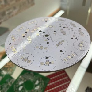 LED-aluminiums-PCB i høj kvalitet med fremragende varmeafledning ydeevne