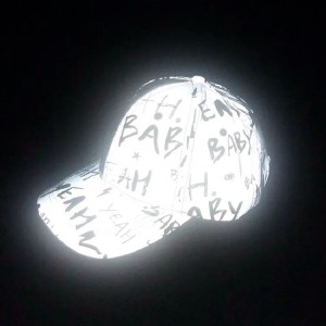 Lav MOQ billig brugerdefineret populær ustrukturerede baseball hatte mørkegrå reflekterende hatte baseball cap til mand
