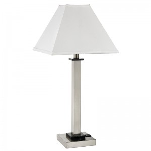 Enkeltnatstands bordlampe i værelsesrummet