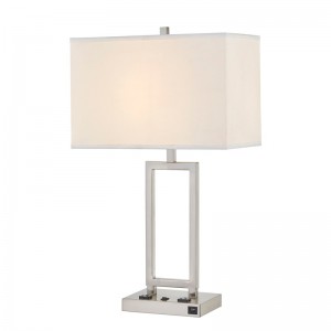 Gatsby skrivebordslampe med børstetnikkelfinish, to forretninger, en på/off rocker switch og en USB -port