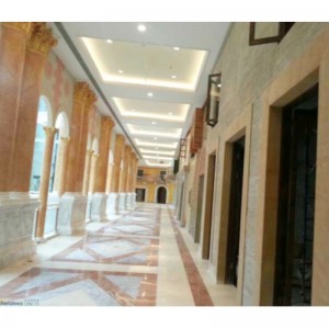 Plastikekstruderingsform med romersk søjle