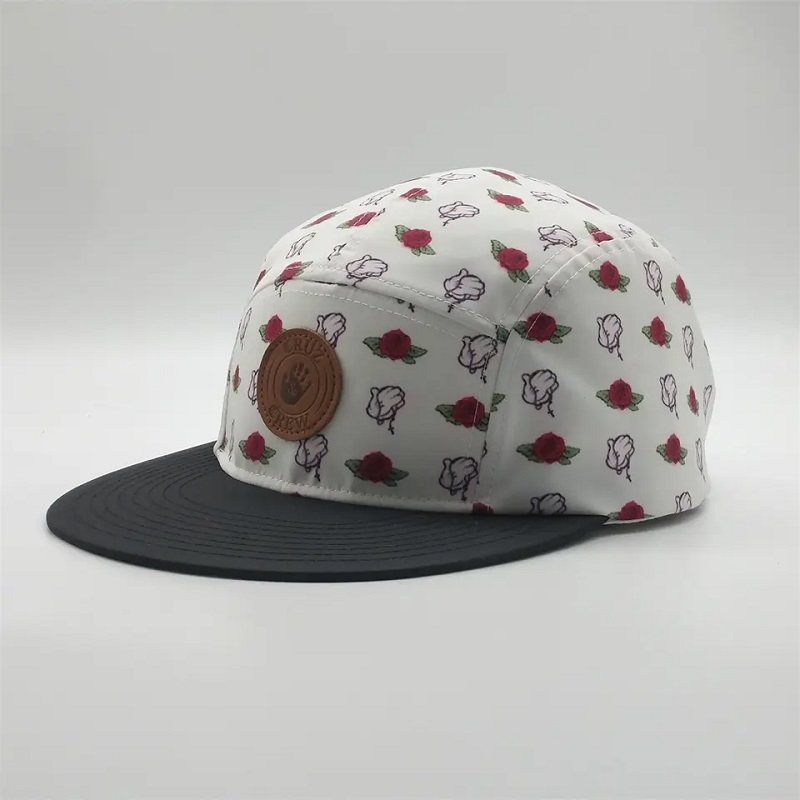 Engros 5 panel brugerdefineret læder patch logo snapback hatte, polyester børn snapback cap, overalt udskriv lejr hatte