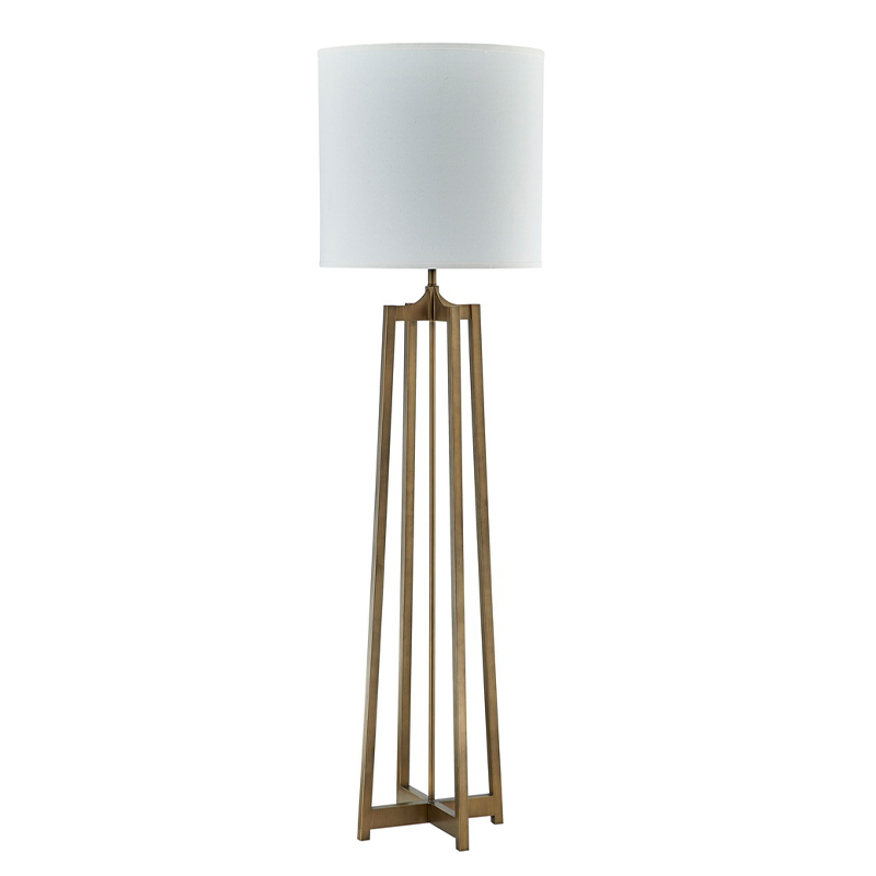 Hyatt Hotel Sofa ved siden af ​​gulvlampen med antik guldfinish på værelse