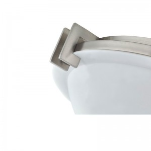 Staybridge Suites hotelloftslampe med børstetnikkel finish på værelse