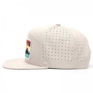 Engros brugerdefineret høj kvalitet 7 panel fladt Brim Printed Patch Logo Snapback Caps, Laser Cut Hole Perforated Herre Hat