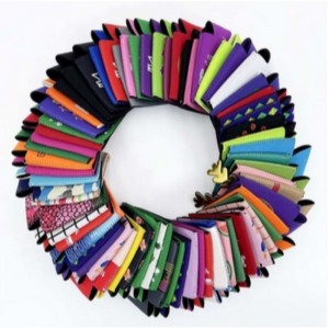 Genanvendtneopren tilgængelig 330 ml salgsfremmende foldbarneopren øl kan ærme dåse med brugerdefineret udskrivningsdesign