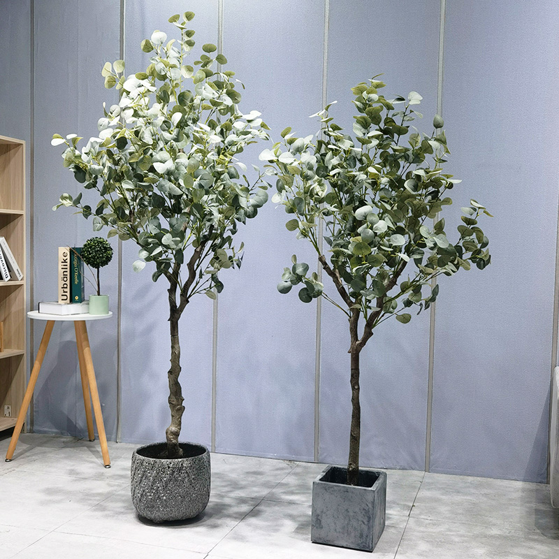 Engros håndlavet fabriksfremstilling Kunstige træer Kunstige planter Faux Tree Eucalyptus Tree til boligindretning