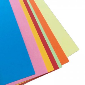 Farverigt pap