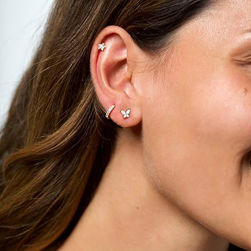 3 par Guld Hoop Øreringe Sæt: Dainty Stud Øreringe Trendy Små 14K forgyldte Hypoallergen Dangle Brusk Huggie Hoop Øreringe til Damer Guld Smykker til Kvinder Piger Gaver